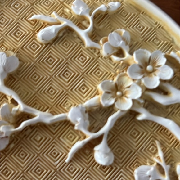 1980s Arnart Inc Imports Artificial Ivory Dynasty Resin Decorative Trinket Box - Picture 7 of 11